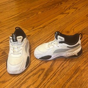 Puma Boy’s White and Black Sneakers Size US 10C